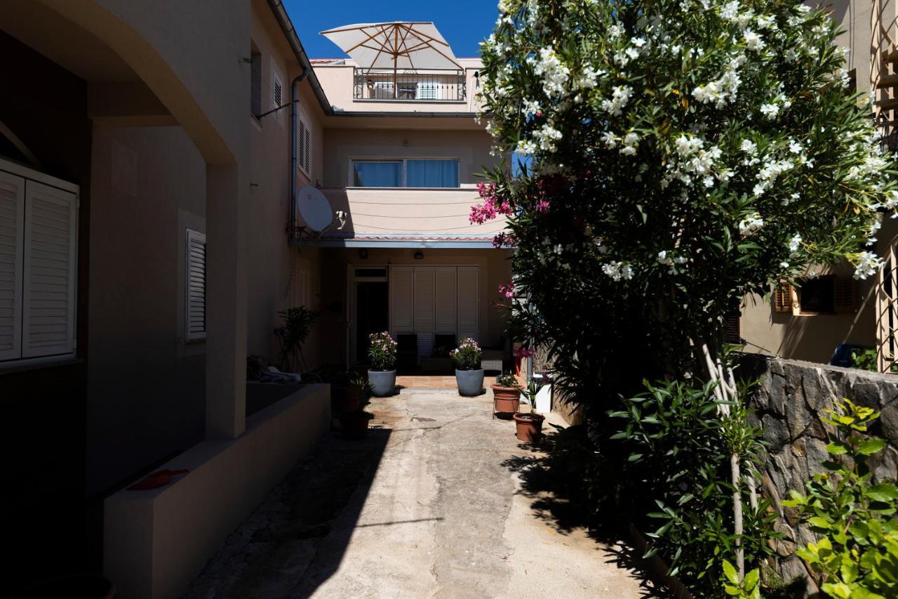 Duffys Lägenhet Zadar Exteriör bild